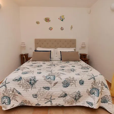 Villa Indipendente Piscina Privata E Vista Mare Cala Bitta