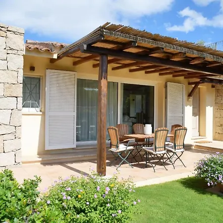 Villa Indipendente Piscina Privata E Vista Mare Cala Bitta