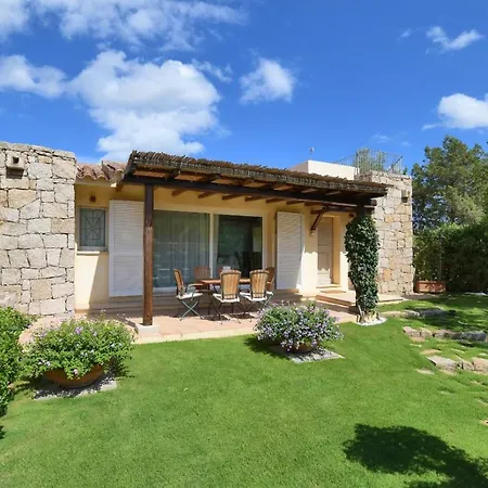 Villa Indipendente Piscina Privata E Vista Mare Cala Bitta